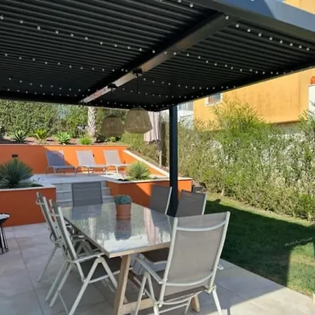 Casa Da Alegria Villa *